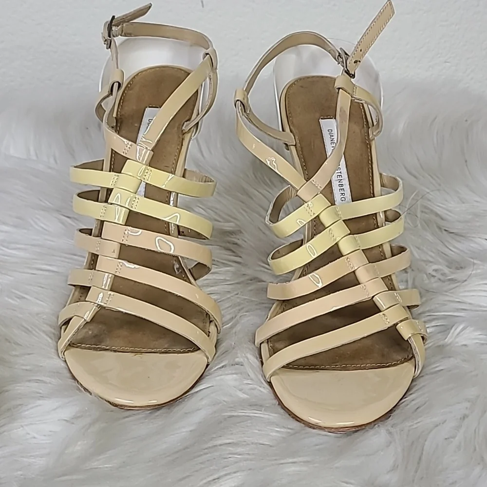 Diane von Furstenberg High Heel Sandals Size 9.5 Beige Patent Leather Sexy Shoes - Picture 1 of 13